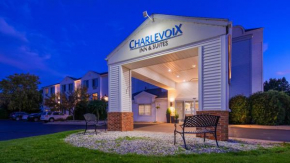 Гостиница Charlevoix Inn & Suites SureStay Collection by Best Western  Чарлвуа
